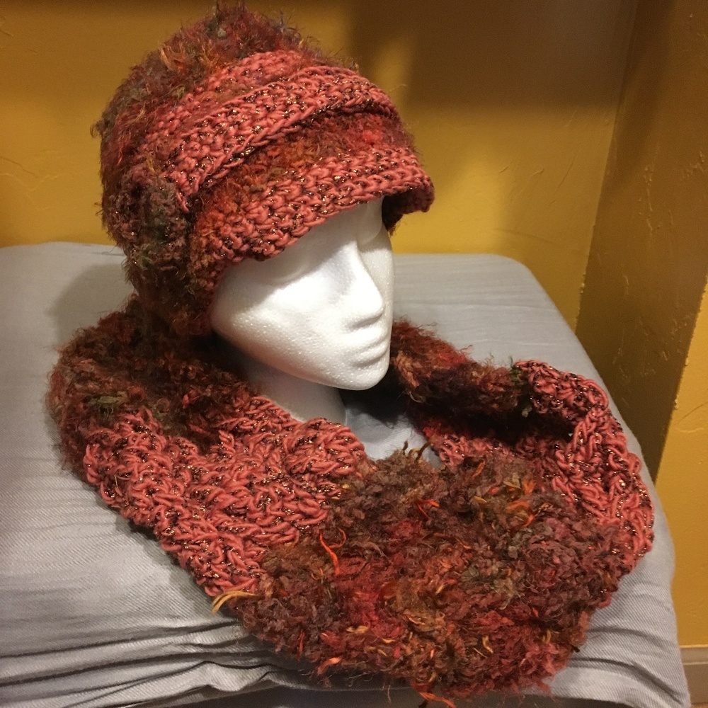 hat/scarf/mitten set